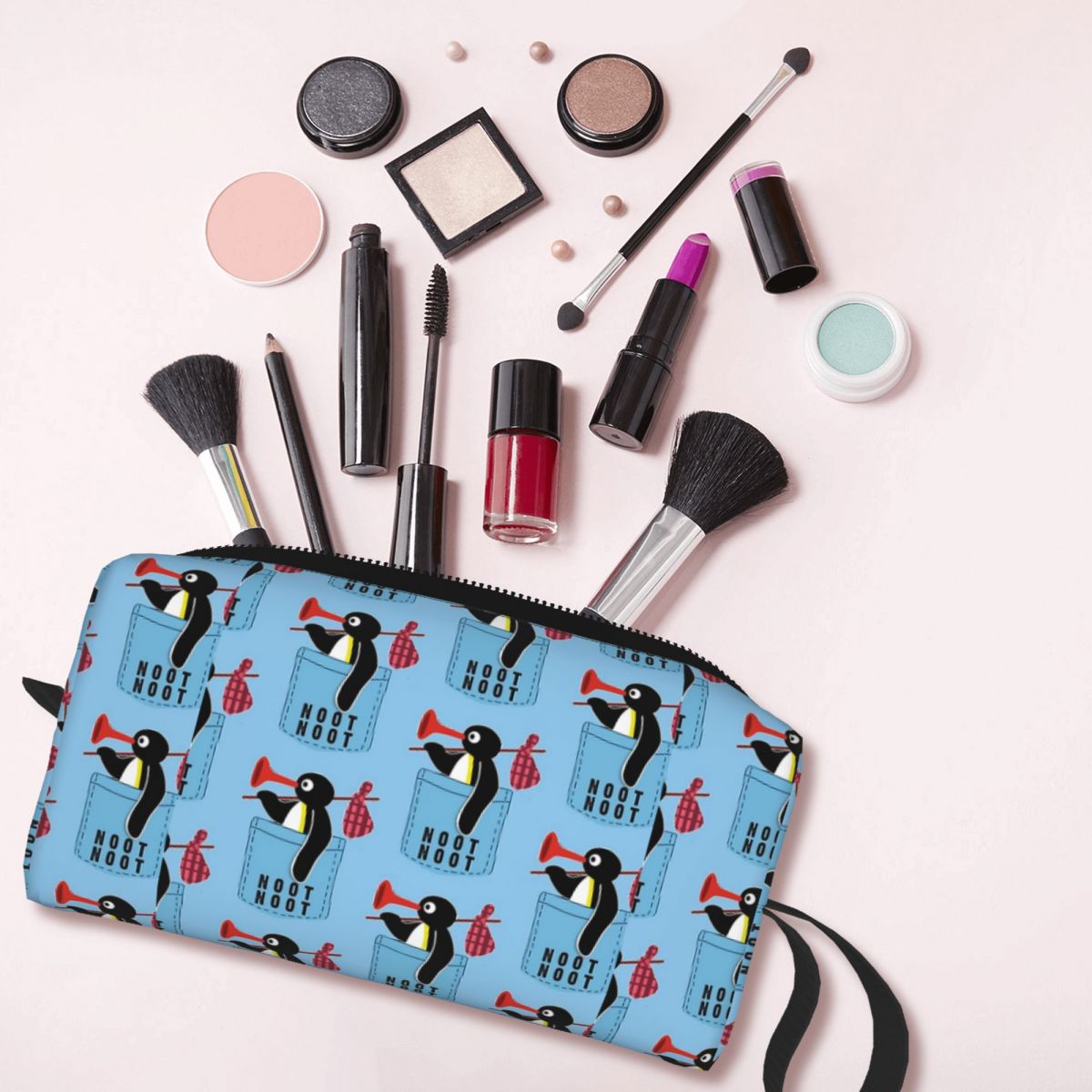 Angry Pingu Noot Noot Pocket O - Makeup Beauty Official reseña y precio