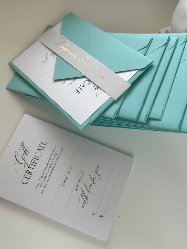 Custom Elegant Gift cards with - Beauty Makeup Studio reseña y precio