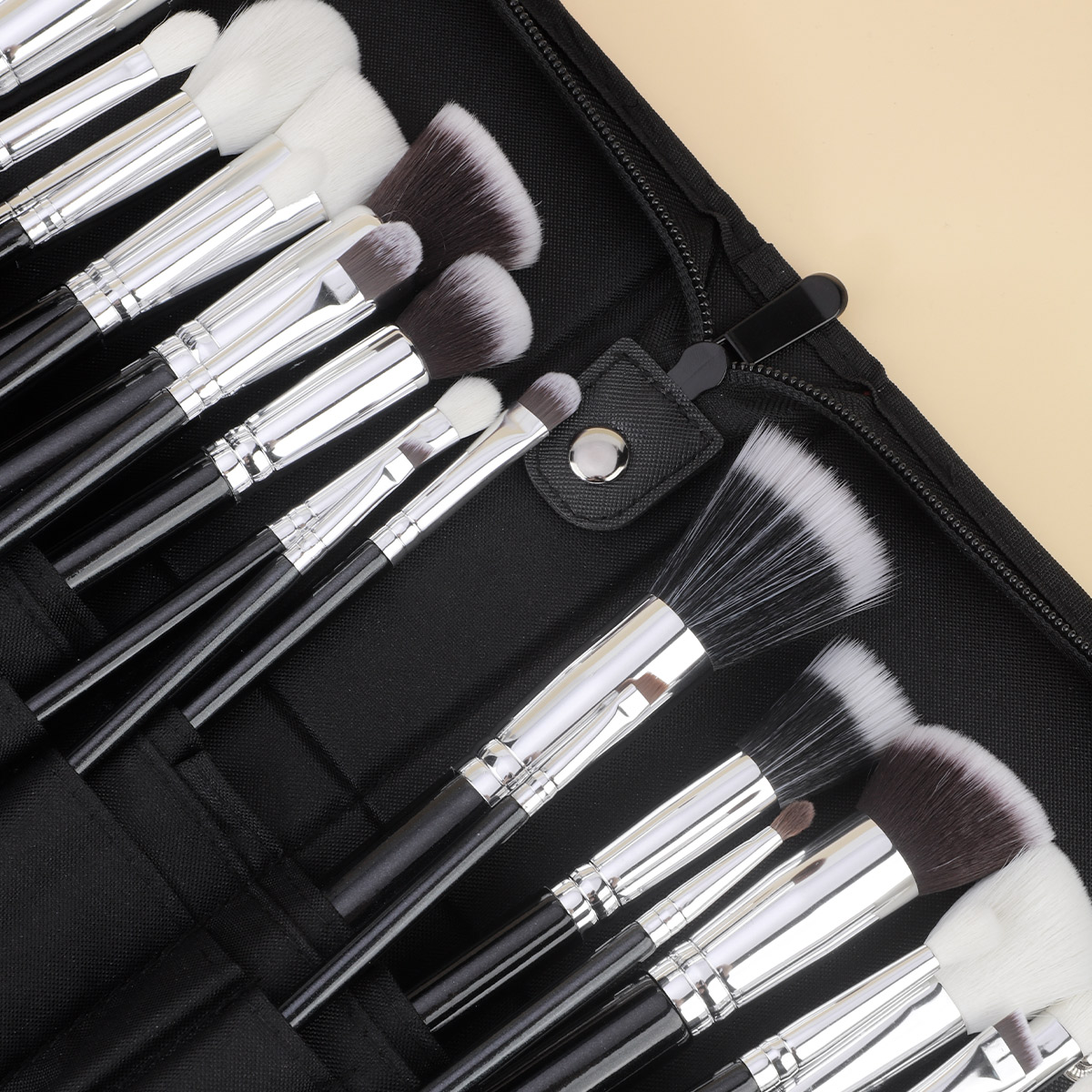 RANCAI 25Pcs Full Sets Of Make - Beauty Makeup Studio reseña y precio